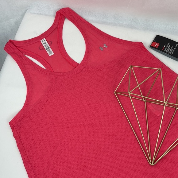 Under Armor Tank Style Heat Gear Athletic Top - Picture 2 of 5